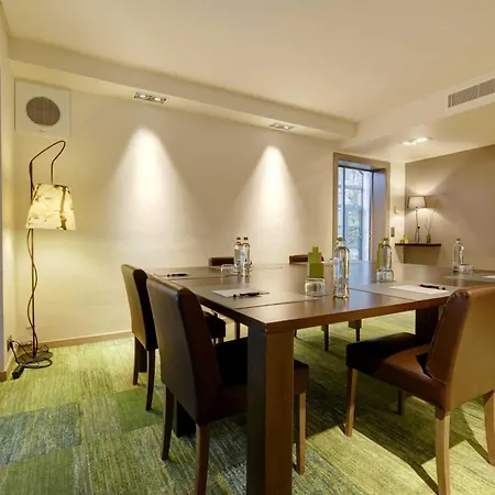 Le Cote Otel Waterloo