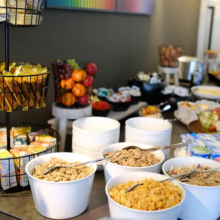 Hotel Le Cote Waterloo