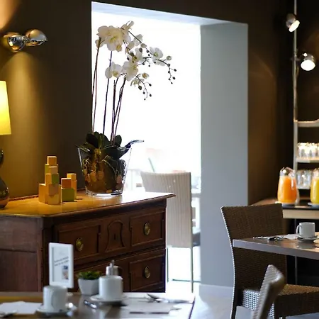 Hotel Le Cote Vert Waterloo