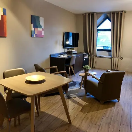 Le Cote 4* Waterloo