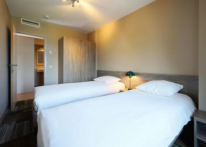 Le Cote Vert Hotel Waterloo