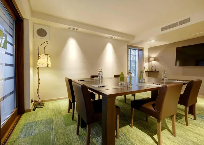 ル　コテ ヴェール ホテル ウォータールー