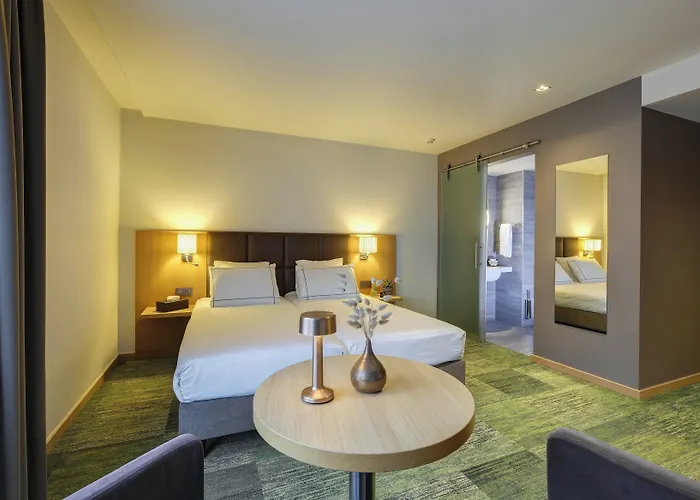 Le Cote Vert Hotel Waterloo